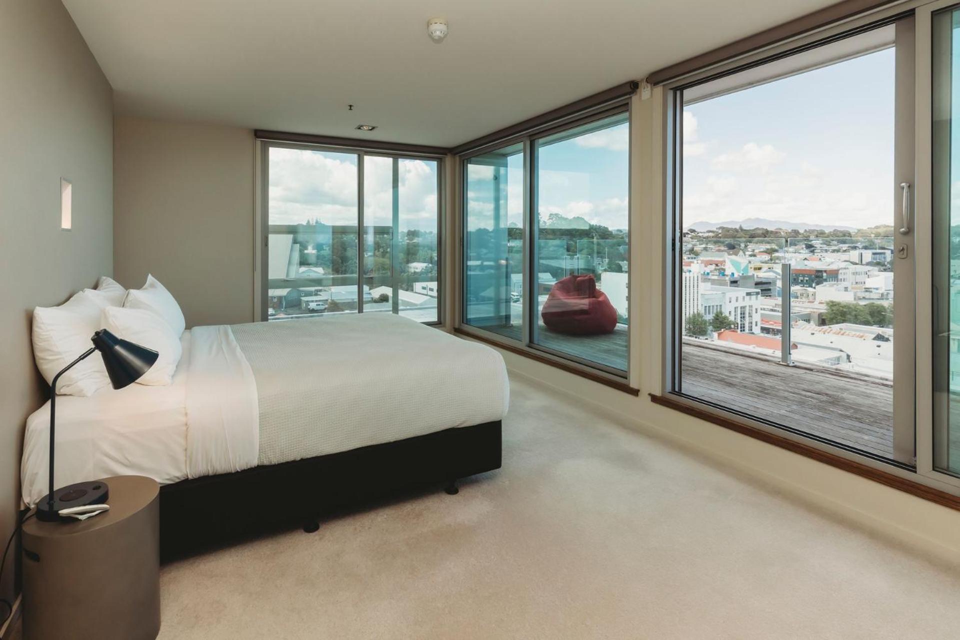 Liardet22 The Penthouse